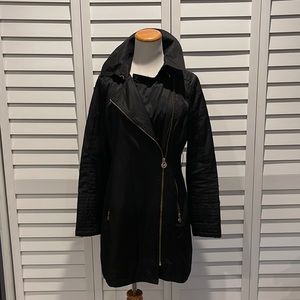 Michael Kors short Coat with detachable Hood in EUC
